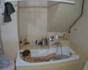 Julmodels House Voyeurcam 27 - Sata Jones bath 0326