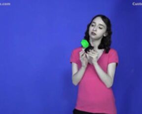 Vee bigger cuter better