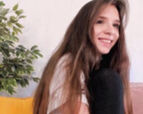 Bella-twix_Stripchat_2023-08-05_12-29-36