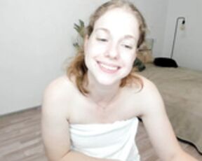 Jul_Jul_Jul bare back dance