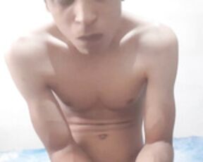 YOUNG MAN SHOWING HIS HOT BODY