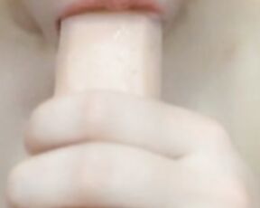 Rox.annnie dildo bj