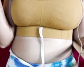 PriyaMehtaPaid boobs show