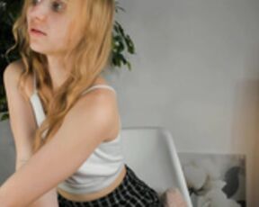 cute girl merciaembry nipslip 2