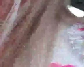 Cochonne_hot pee