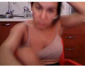 h1ddenpeach albanian bitch