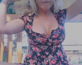 Bleu cums outside