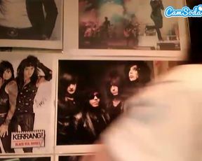 Famous-monster webcam show 2019-11-18_22-48-34_941