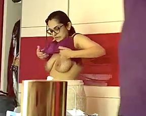 Sawee Naked Paki Doctor 2