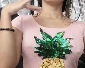 Melanihopper webcam show 2019-12-15_04-44-07_704