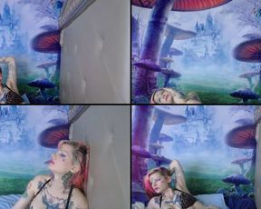 Kandykitten23 is so hot and horny in free cam recording 2017-05-07 234430