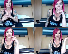 Annabellpeaksxx so slippery and wet in cam recording 2017-05-12_222004
