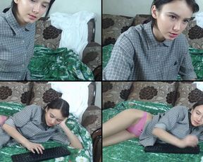 littlewetgf wants to do this for you in free cam recording 2017-04-25 64703