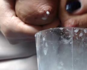 Xiomysex milking her tits in private recording 2015 August 10_10-15-52