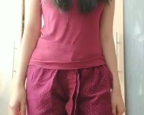 Litle girl get naked