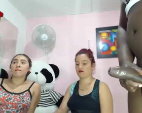 Nichole sucking negro dick