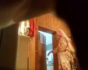 Espiando Ala Hermanan En Su Havitacion