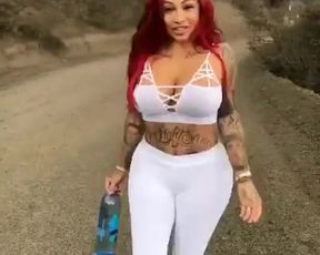 Brittanya outdoor BJ