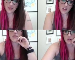 Avery_madison playing with a toy fucking herself hard and squirting everywhere in cam recording 2017-06-30_180309