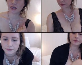 LailaMcFluff sexy time in her bedroom in free cam recording 2017-10-01_182232_duration.sec_2376
