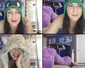 JALYN slowly strip out of her clothes and then play with her ass with her fingers in free cam recording 2017-09-02_082135