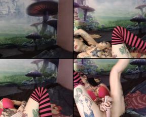 Kandykitten23 showing you that twat in free cam recording 2017-08-28_212141