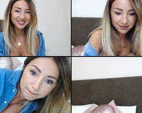 Adanah vibrating her clit in free cam recording 2017-10-04_002016