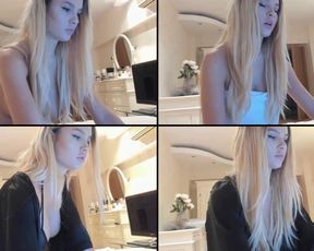 Jewelles working that right spot in free cam recording 2017-10-10_213136