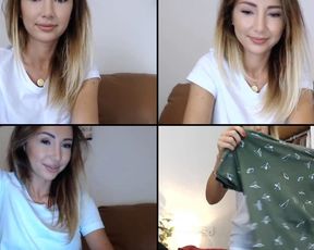 Adanah is making herself wet in free cam recording 2017 Oct 12_213447