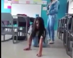 adolesentes en clase