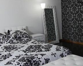 Mindi Mink Simon Says Touch Your Sister in private premium video 2