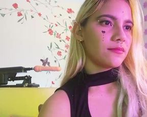 Tokyoparis webcam show 2020-02-28_08-49-44_654