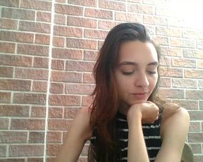 Lucythealien webcam show 2020-03-02_22-10-19_501