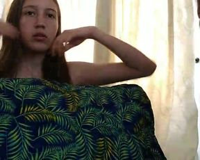 Algodondeazucar webcam show 2020-03-04_21-28-01_678