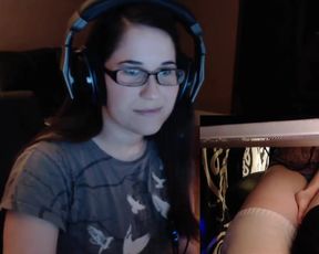 Atrena_Sneekerbaiting-with-chaturbate---1-ManyVids