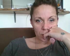 Sucrette56 webcam show 2020-03-16_17-27-31_299
