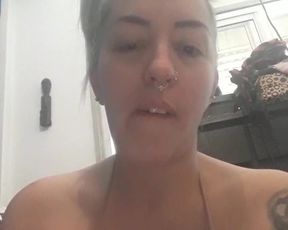 Vampora19777 webcam show 2020-03-15_18-33-19_923