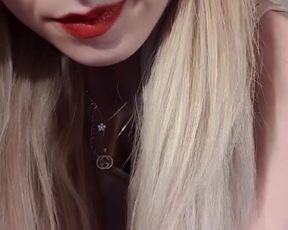 Monikag webcam show 2020-03-21_19-31-29_598