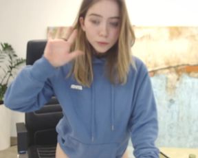 Some vaaskuar (horny new girl) 4