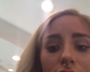 NaomiWoods SnapChat HxGr3CbGF2Wc4HYtNMt6jUttY1UQ3KDS
