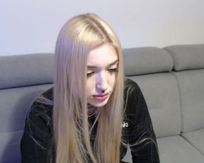 Devii webcam show 2020-09-02 12-51-24 938