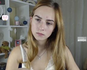 -Molly-Mae- cam show 2020-09-23 18-27-53 596