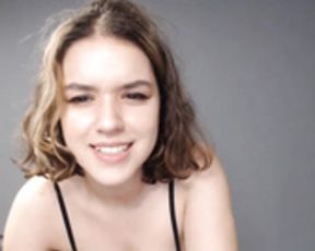 Baby_Warm hot mediterranean girl - dancing and teasing