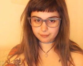 chubby tattoo girl strip
