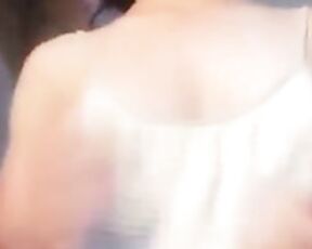 Vietnamese girl teasing on mlive