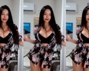 Korean BJ rvn1015 - E: ku Dance