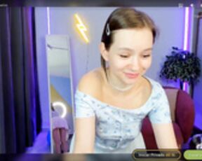 Sheila_bless doggy pose on the chair