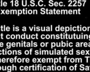 Alexis Lily Kiss me girl