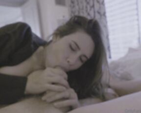 Chloe Lamb sextape and facial