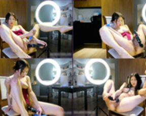 Aya_hitakayama ocean squirt on chair